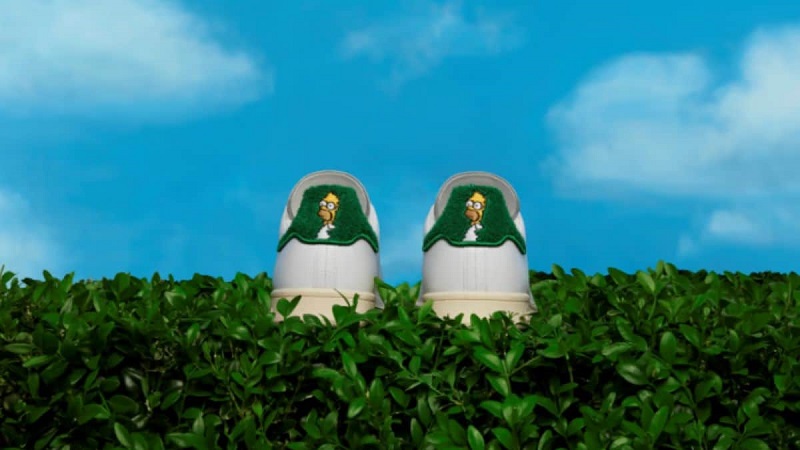 Adidas ilustra uno de los icónicos memes de Homer Simpson en sus zapatillas Stan Smith