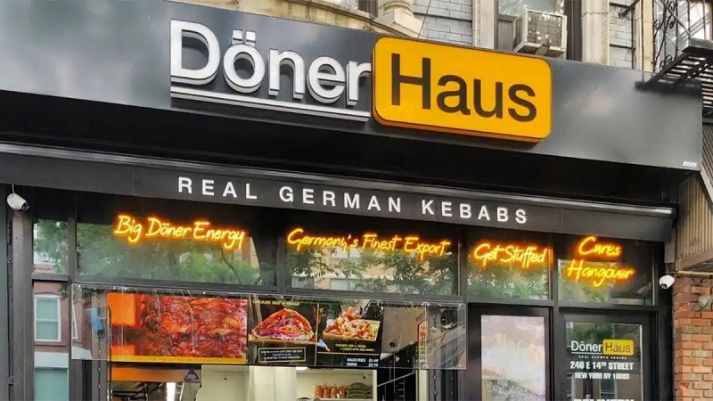 Pornhub acusa a un establecimiento neoyorkino de kebabs de «zamparse» su logotipo